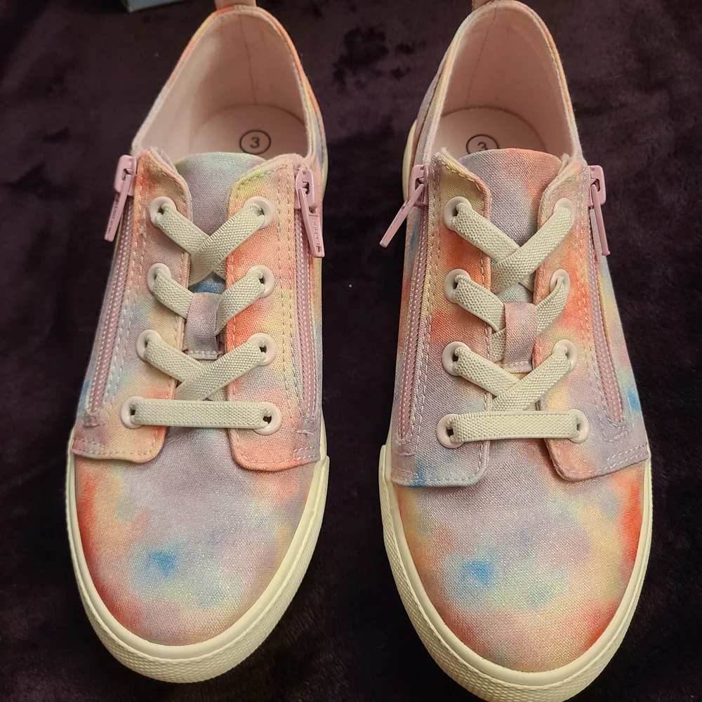 Cat & Jack Tie-dye Sneakers - Picture 2 of 10